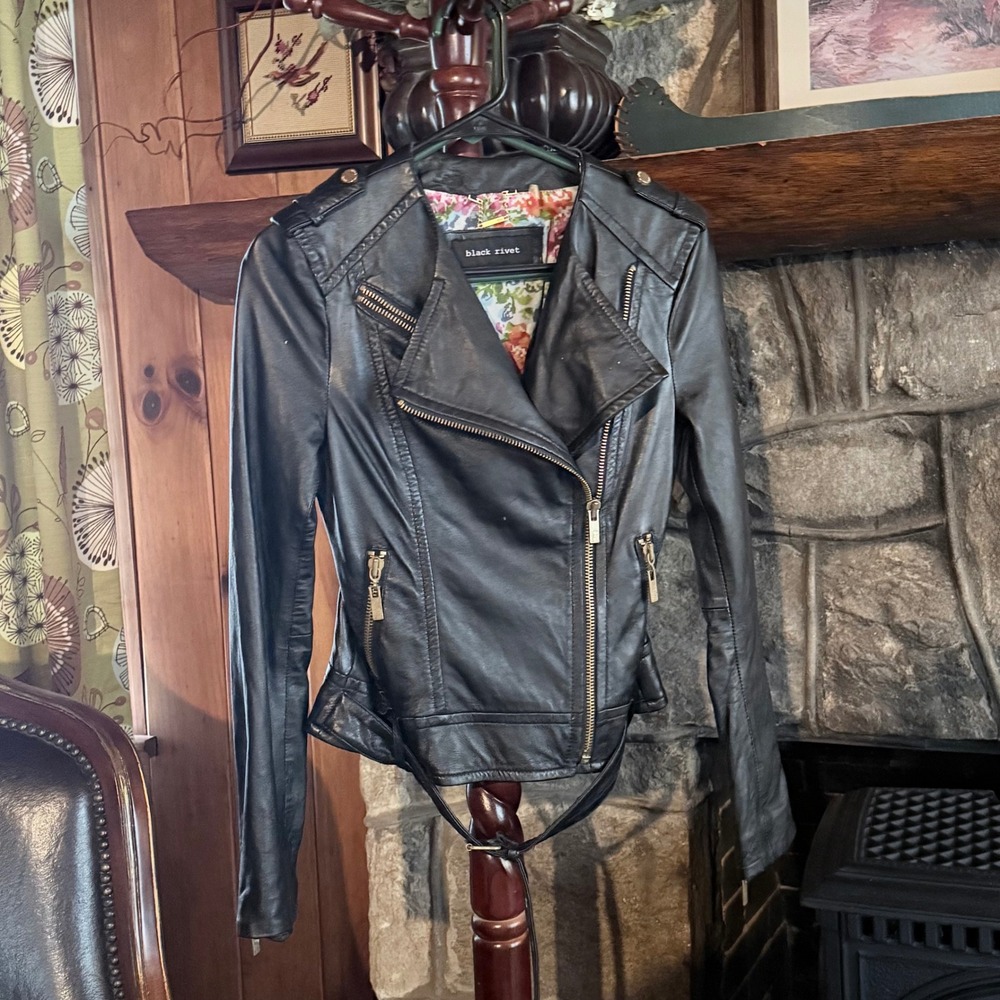 Black Rivet Leather Biker Jacket Belted Asymmetrical Zip XS Floral Lining Moto